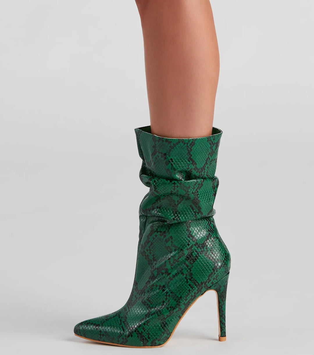 Deadly Appearance Faux Leather Snake Boots