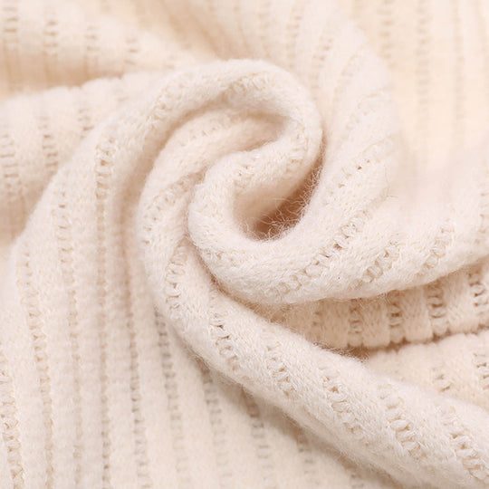 Large Knitted Scarf for Women | Ideal for the Fall-Winter Season
