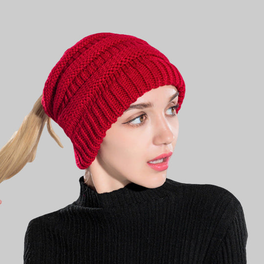 Knitted Hat with Ponytail Opening | Ideal for the Cold Season