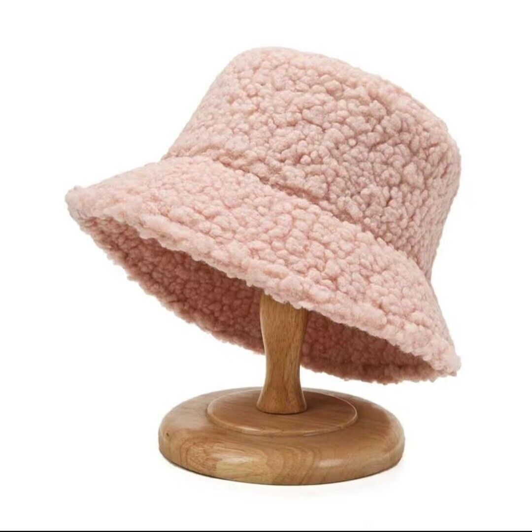Women's Textured Bucket Hat | Ideal for Winter