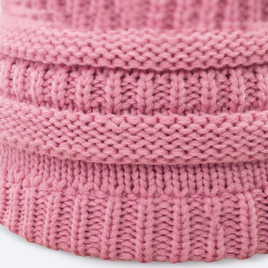 Knitted Hat with Ponytail Opening | Ideal for the Cold Season