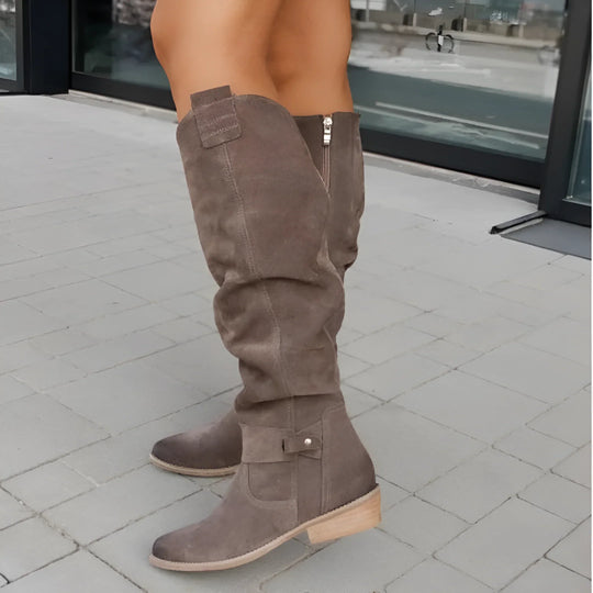 Women's boots made of high-quality material