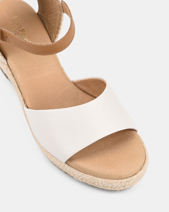 Dames | Sandaal | Ersa Wit/Tan | Gespsluiting | Comfortabel | Zomerstijl