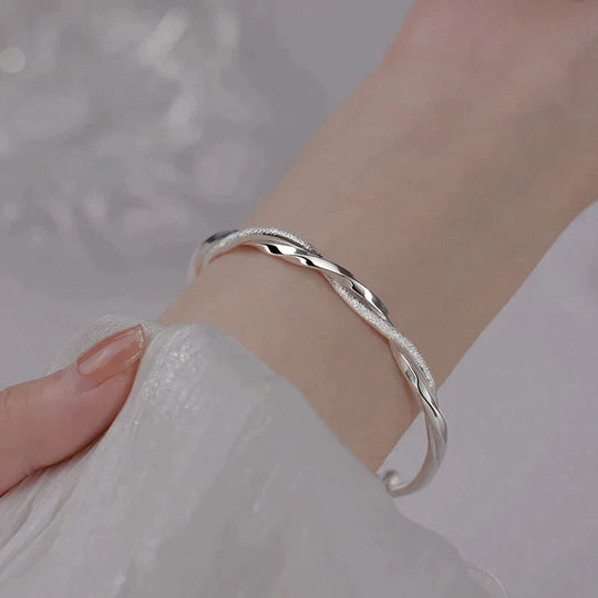 Charlotte | Twisted Silver Bracelet 