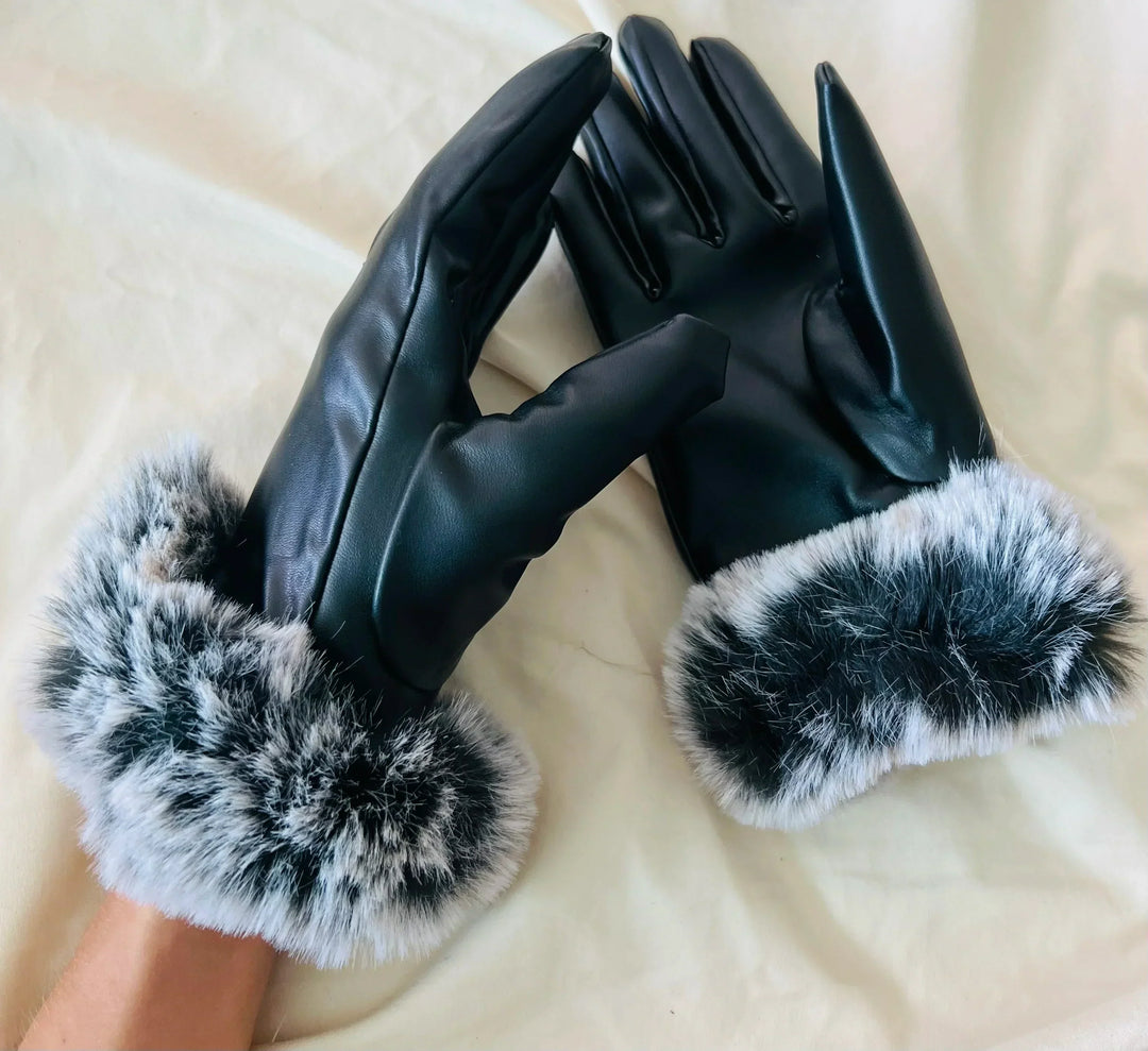 Winter Gloves with Faux Fur Trim for Women | Ideal for Cold Days