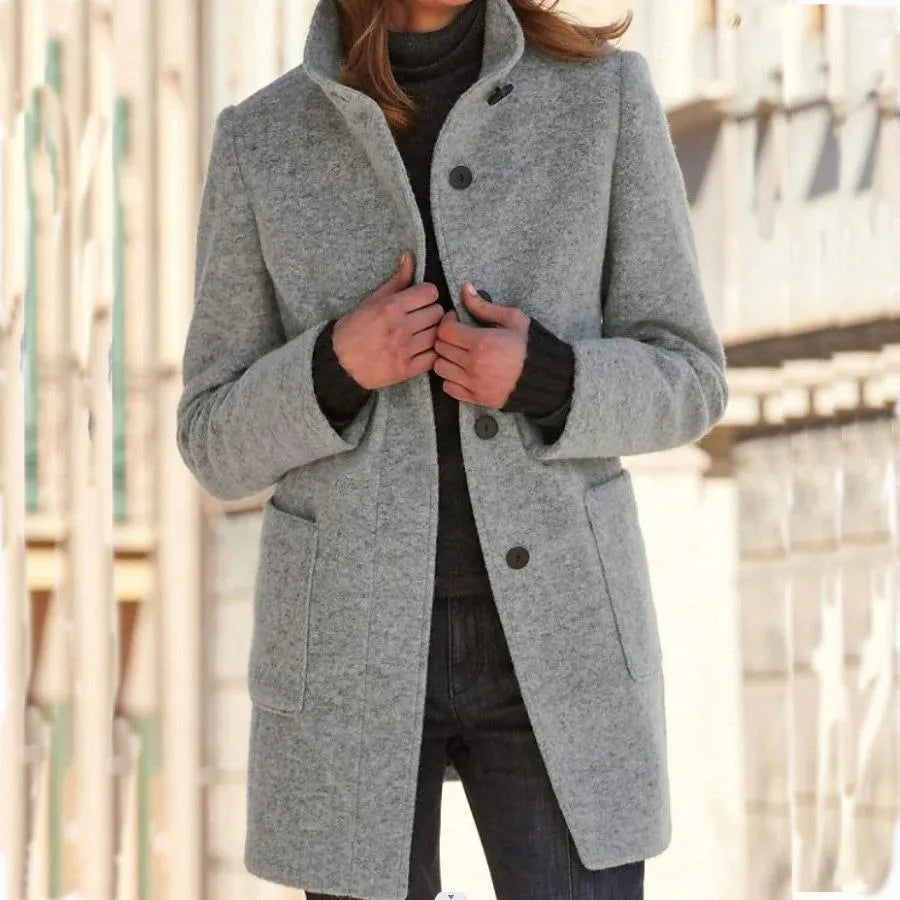 Long Women's Jacket with High Collar and Long Sleeves | Ideal for the Cold Season