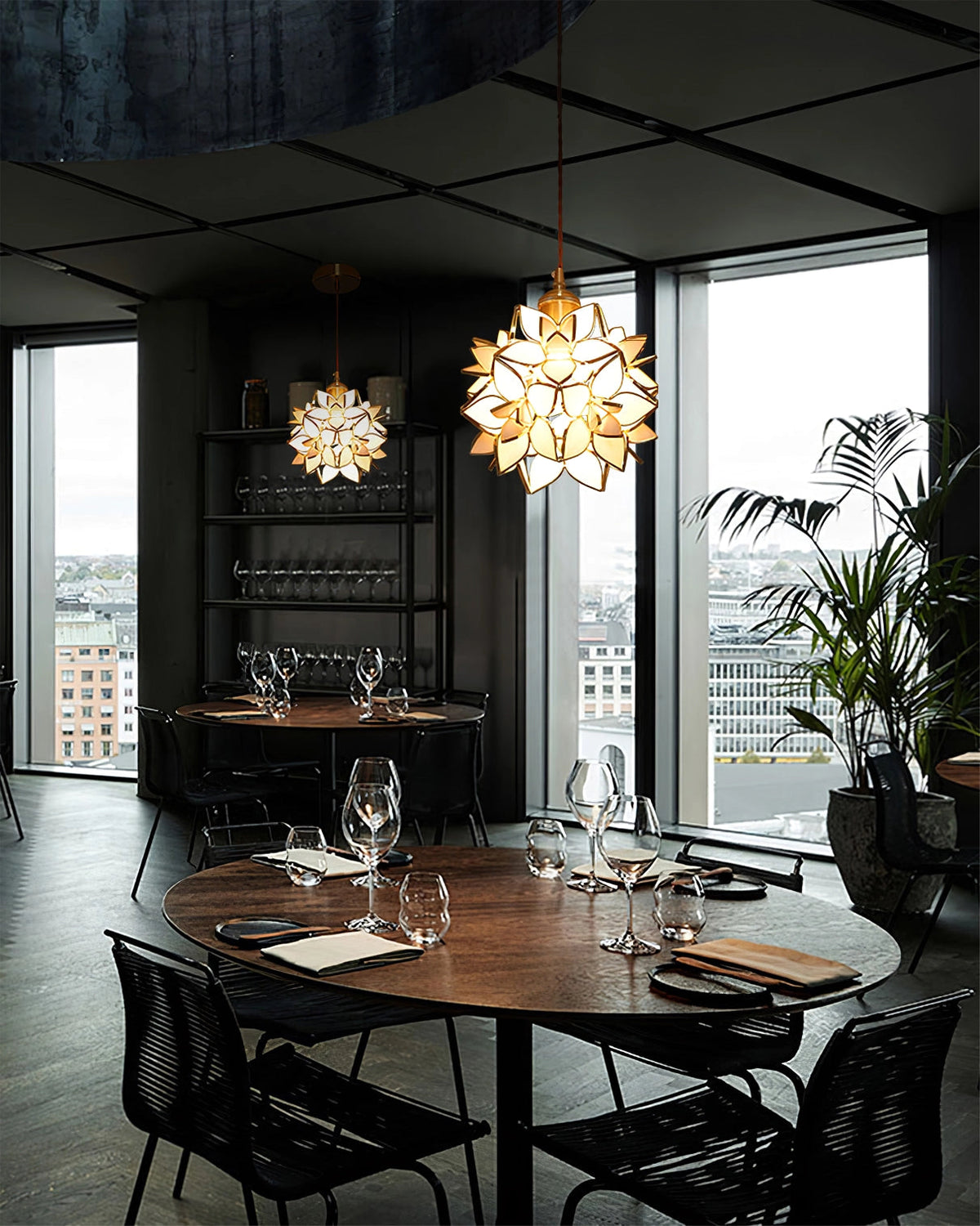 Capiz Pendant Lamp | Handcrafted Brass & Glass Ceiling Light | E26/E27 LED or Edison Bulb | Adjustable Hanging Height | Modern & Classic Interior