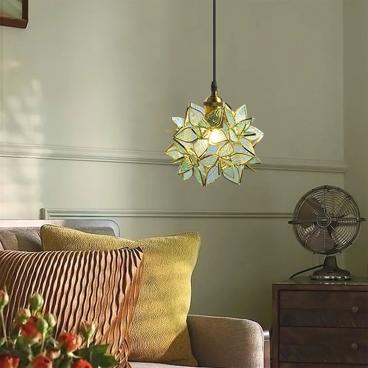 Capiz Pendant Lamp | Handcrafted Brass & Glass Ceiling Light | E26/E27 LED or Edison Bulb | Adjustable Hanging Height | Modern & Classic Interior