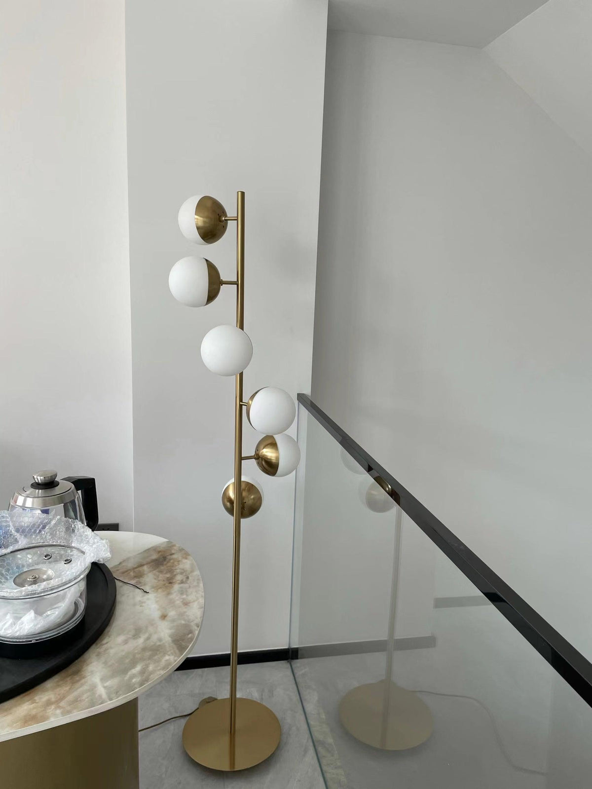 Doppler LED Floor Lamp
