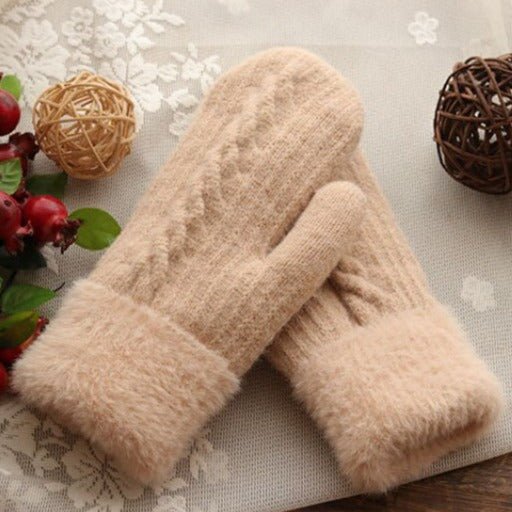 Fingerless Gloves with Soft Edge for Women | Ideal for Cold Days