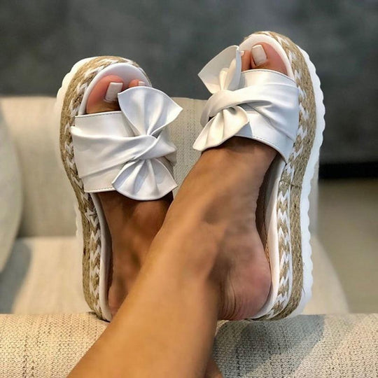 Women's summer sandals with bow on platform