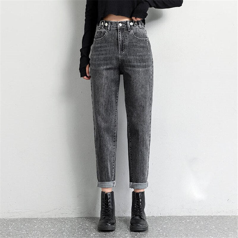 Women's High Waist Jeans in Vintage Style