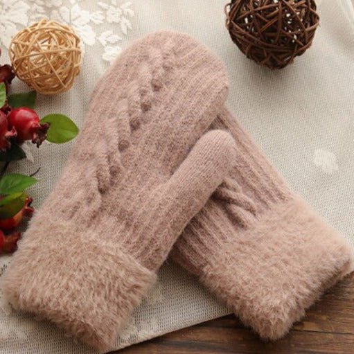 Fingerless Gloves with Soft Edge for Women | Ideal for Cold Days