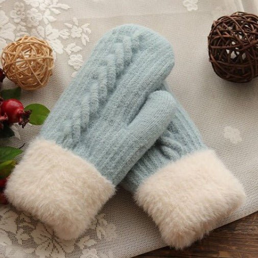 Fingerless Gloves with Soft Edge for Women | Ideal for Cold Days