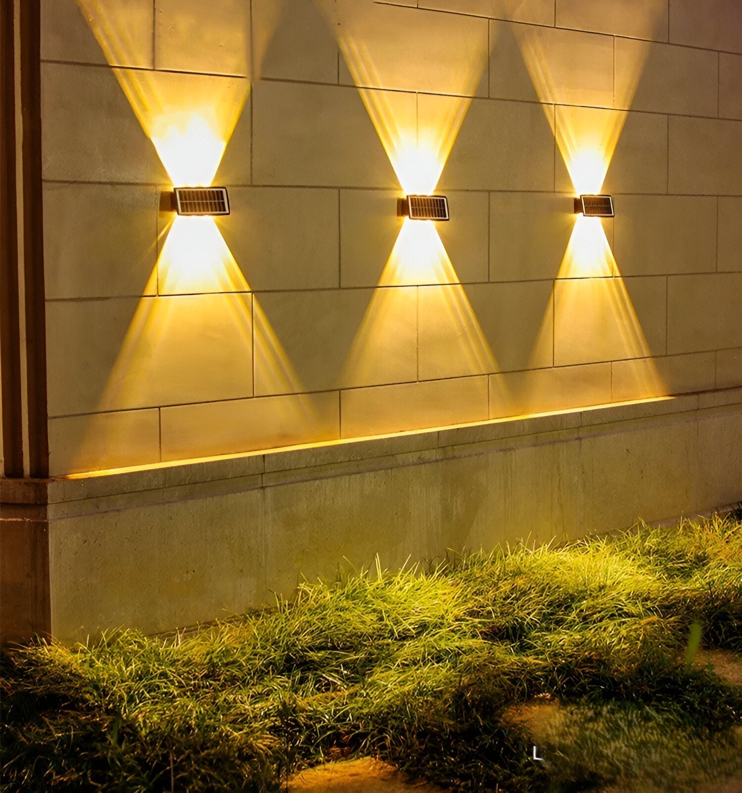 Auristia Solar LED Wall Lamp Up & Down | Waterproof Outdoor Wall Light | IP65 Wireless Facade Lighting