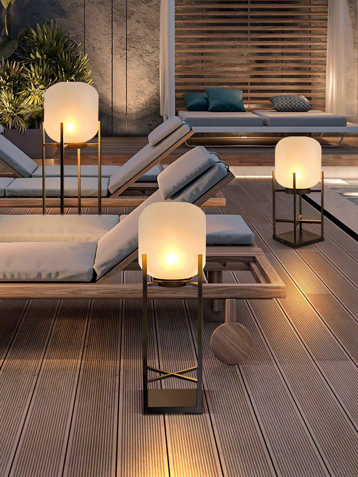 Solar Outdoor Floor Lamp Lantern | Stainless Steel Garden Light | IP65 Waterproof LED | Automatic Dusk-to-Dawn Lighting