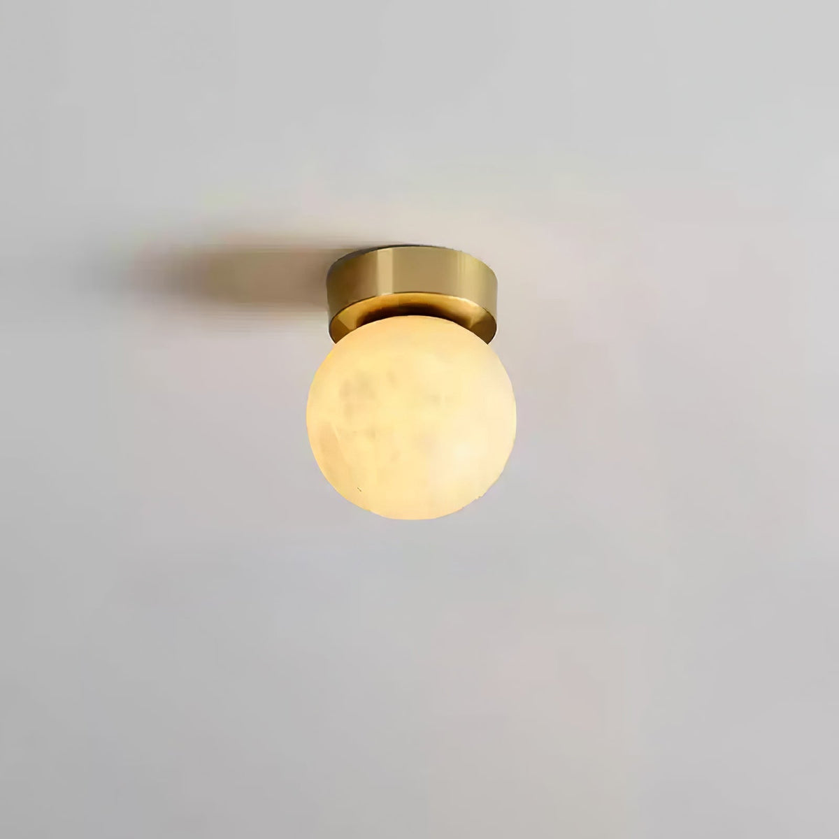 Modern Moon Alabaster Ceiling Lamp LED | Brass Round Flush Mount Light | 3 Color Temperature Indoor Ceiling Fixture Ø15cm