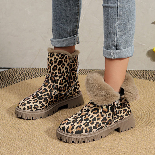 HeidiMode | Elegant Boots with Leopard Print