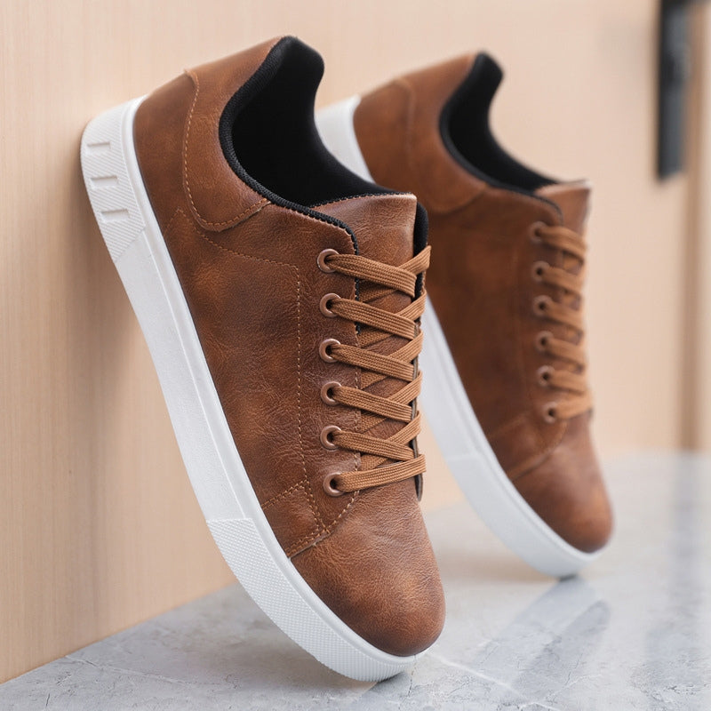 Men's Low Casual Sneakers with Lace-Up Closure and White Sole