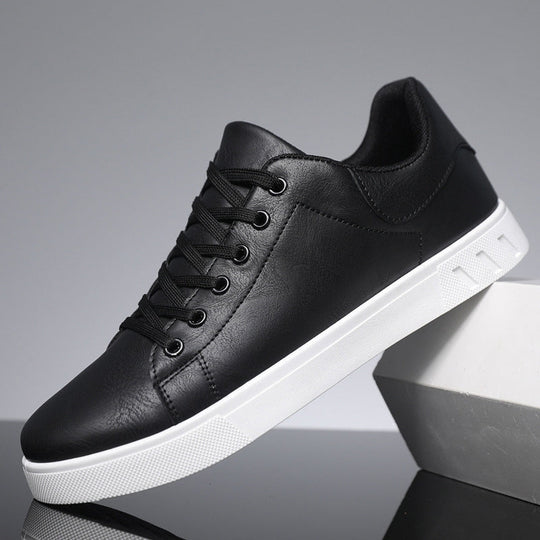 Men's Low Casual Sneakers with Lace-Up Closure and White Sole
