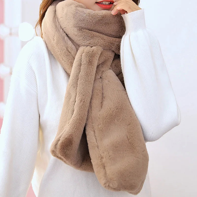 Women's Winter Scarf with a Soft Finish | Ideal for the Cold Season