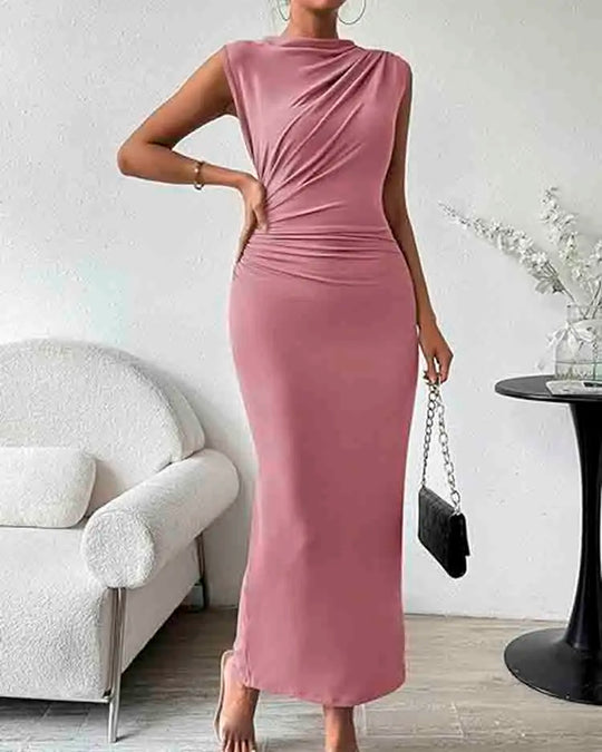Elegant maxi dress with asymmetrical draping