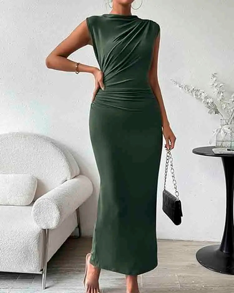 Elegant maxi dress with asymmetrical draping