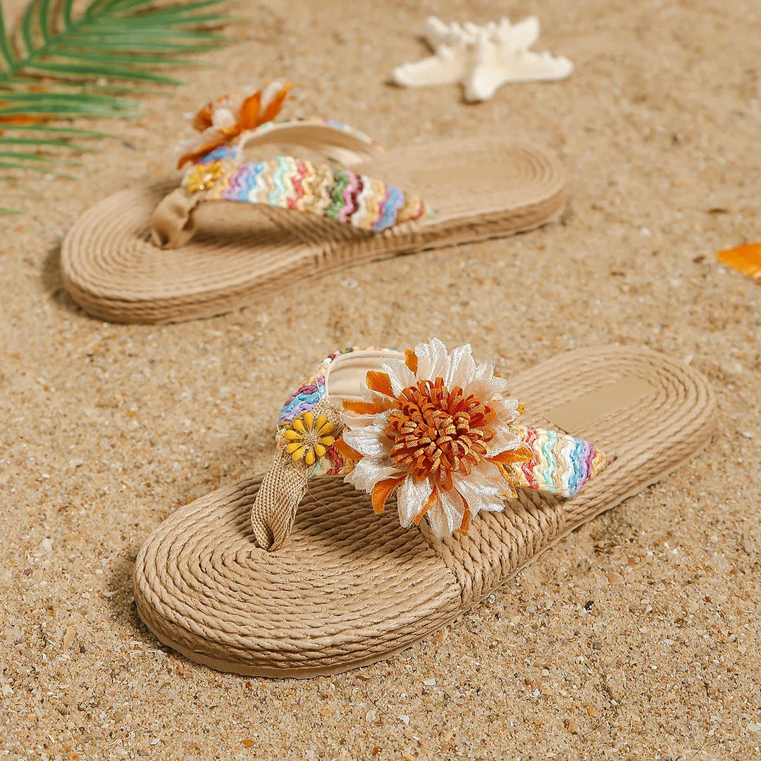 Women's sandals on espadrille sole with floral decoration
