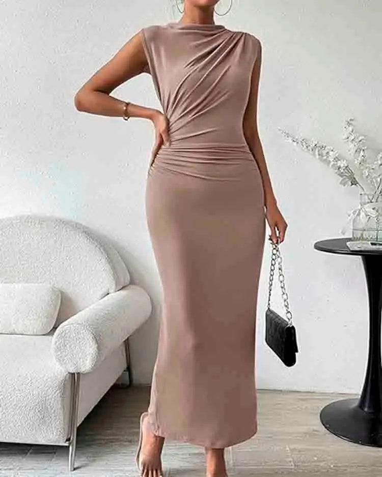 Elegant maxi dress with asymmetrical draping