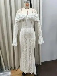 Women's maxi koronka dress with bare shoulders