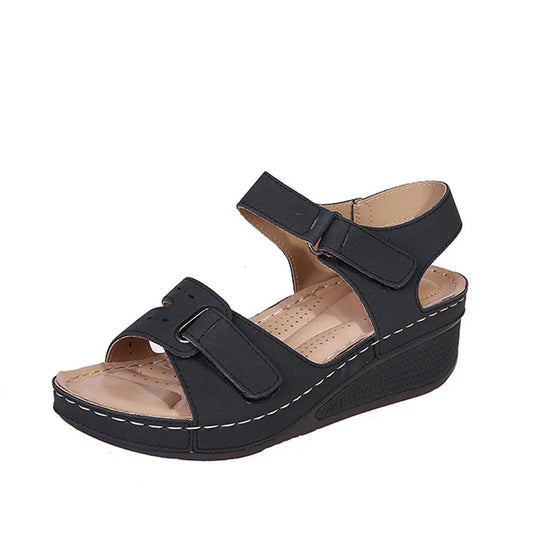 Women's platform sandals with adjustable straps