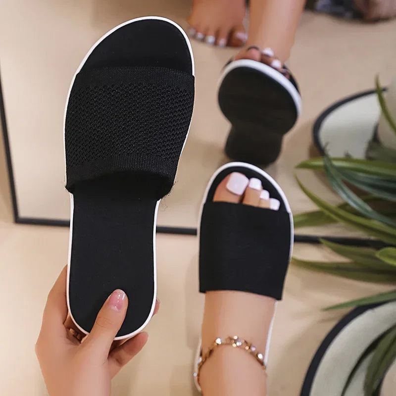 Women's Slippers with Fabric Strap and Comfortable Sole