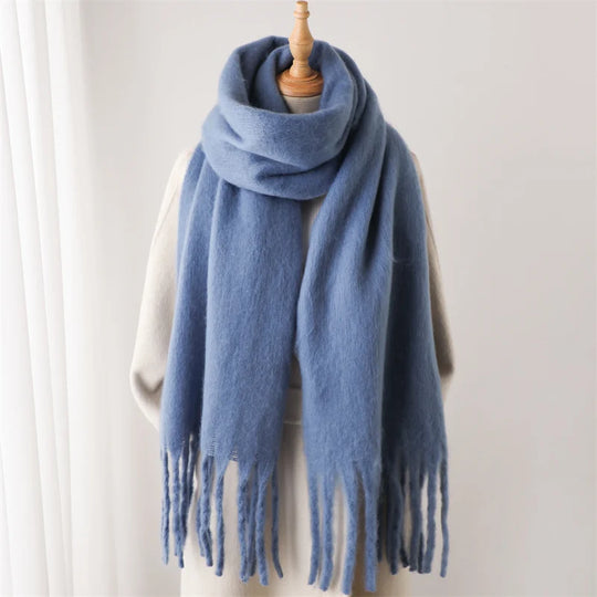 Winter Scarf for Women with Large Fringes | Ideal for the Cold Season