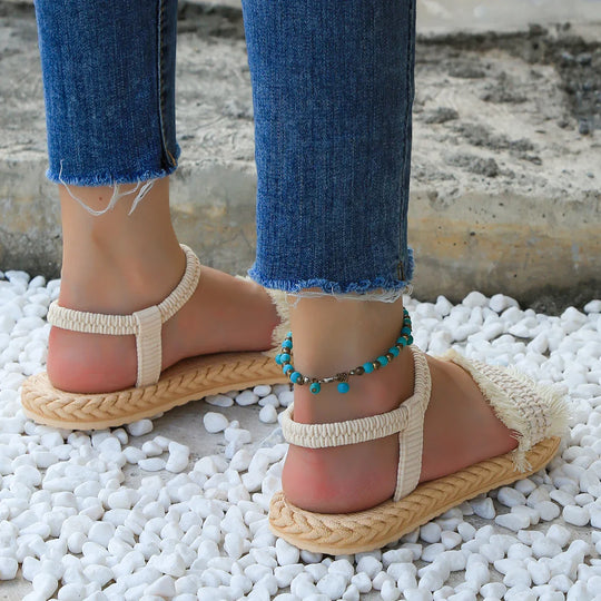 Women's sandals on esparto top with fringes