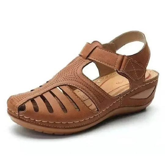 Women's orthopedic sandals with perforated leather