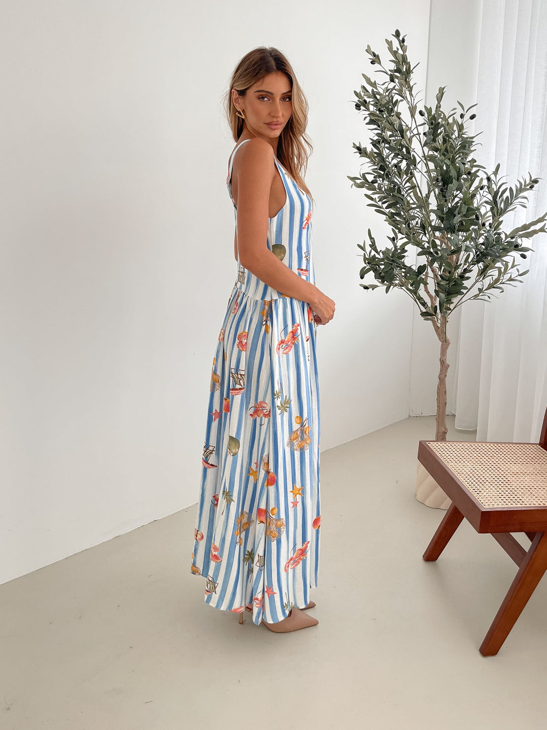 Dames | Uhura Jurk | Mouwloos | Vierkante Halslijn | Vloeiende Rok | Maxi Lengte