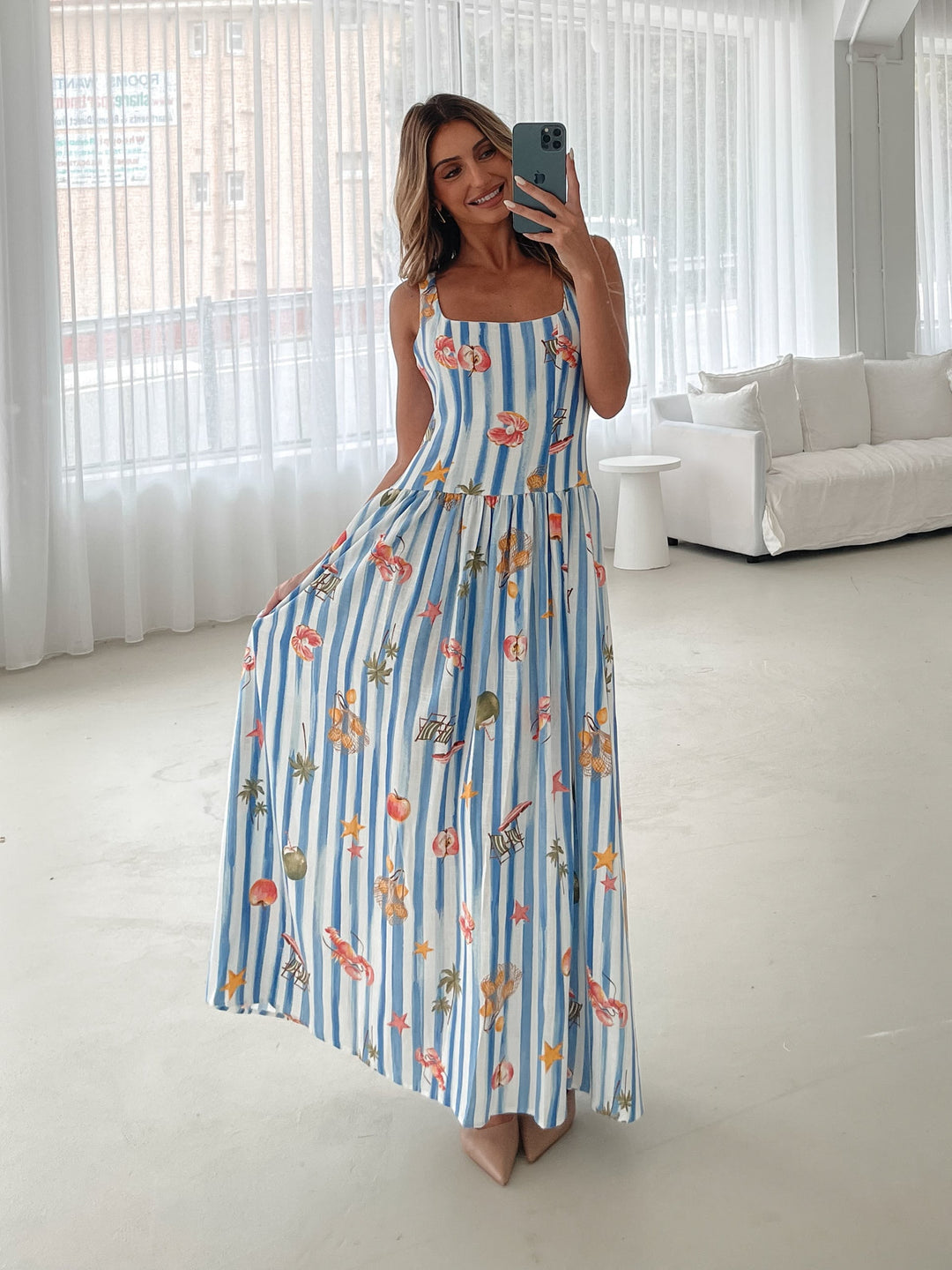 Dames | Uhura Jurk | Mouwloos | Vierkante Halslijn | Vloeiende Rok | Maxi Lengte