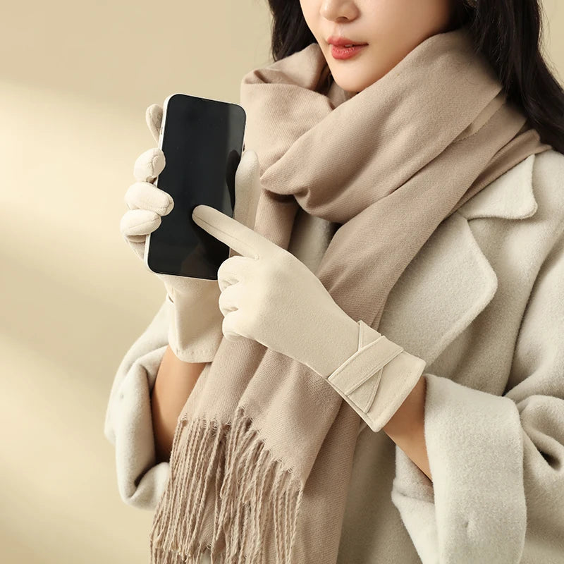 Women's Soft-Fit Gloves with a Slim Fit | Ideal for Winter Outdoor Activities