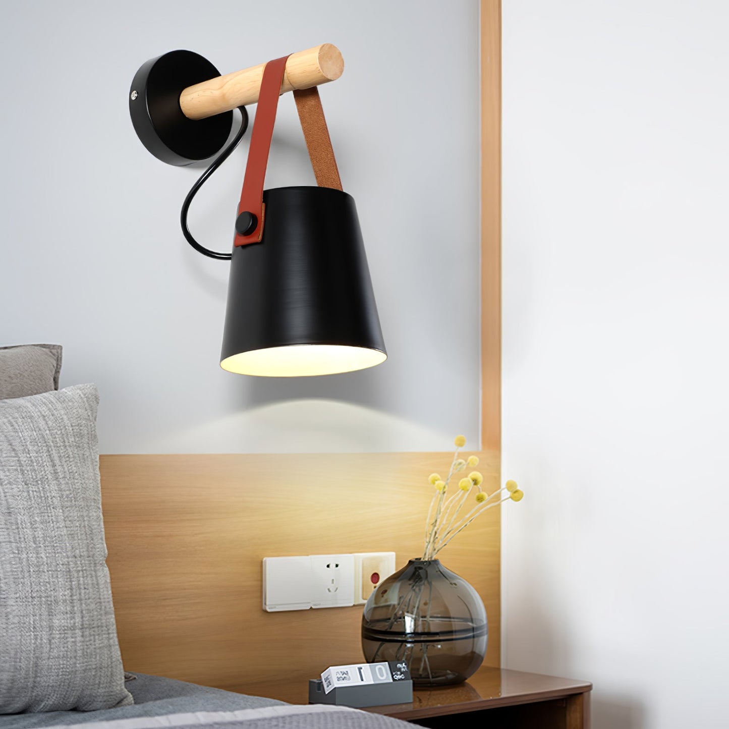 Scandinavian Wooden Wall Lamp Conical Design | Leather Strap Detail | E26/E27 LED Compatible | Modern Indoor Lighting