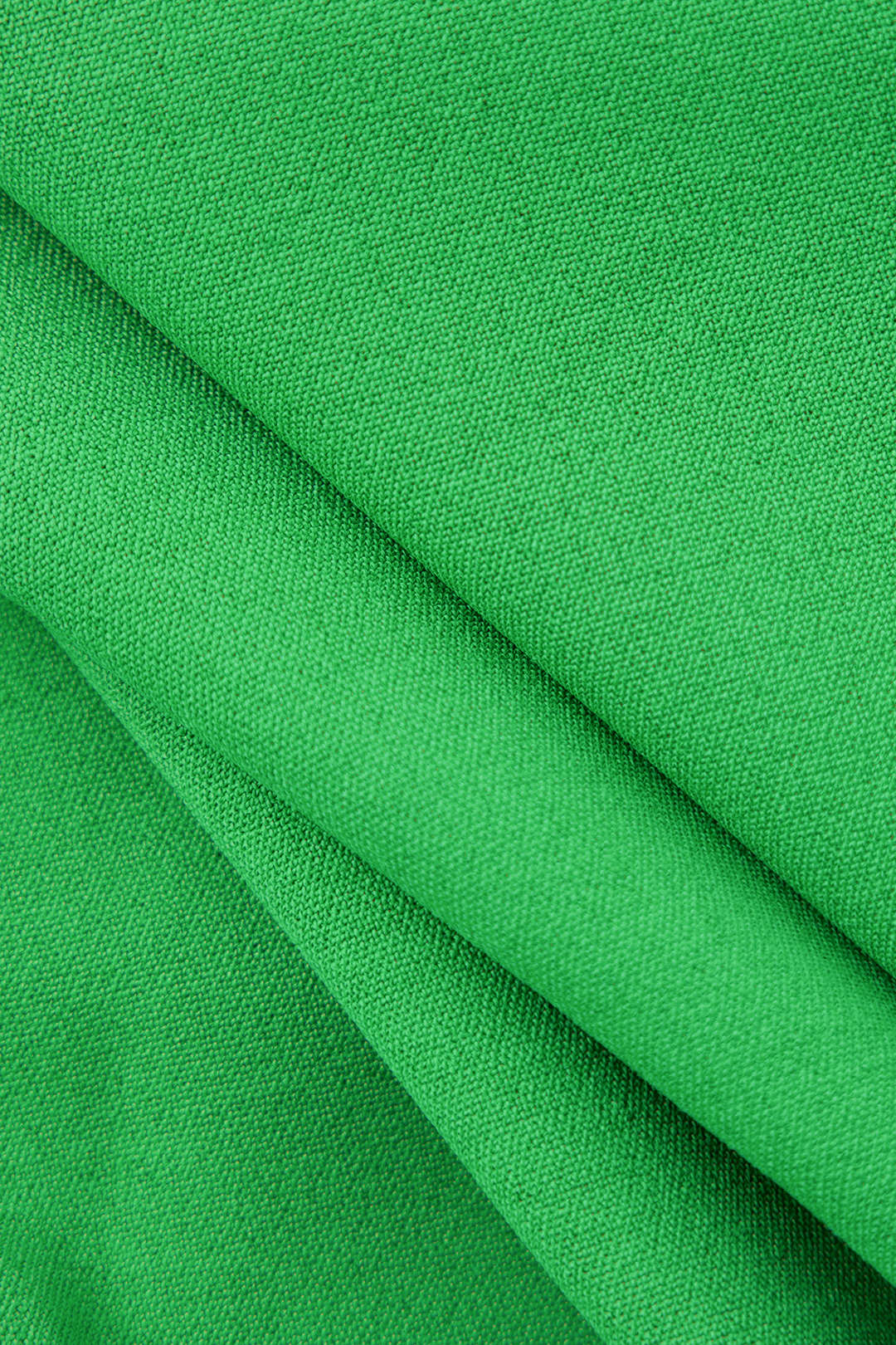 Viridis - Modern Twist Style Women's Cropped Shirt