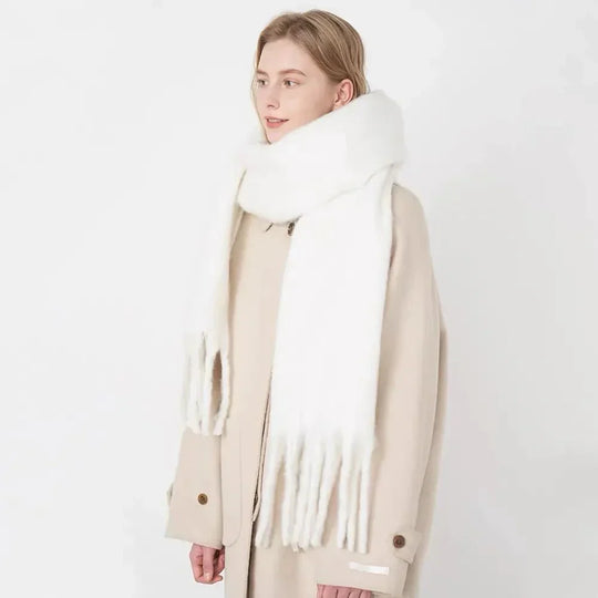 Classic Design Scarf for Adults | Ideal for the Winter Season