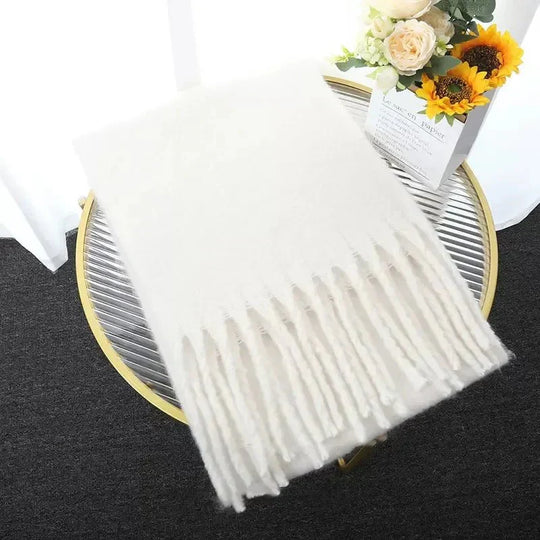 Classic Design Scarf for Adults | Ideal for the Winter Season