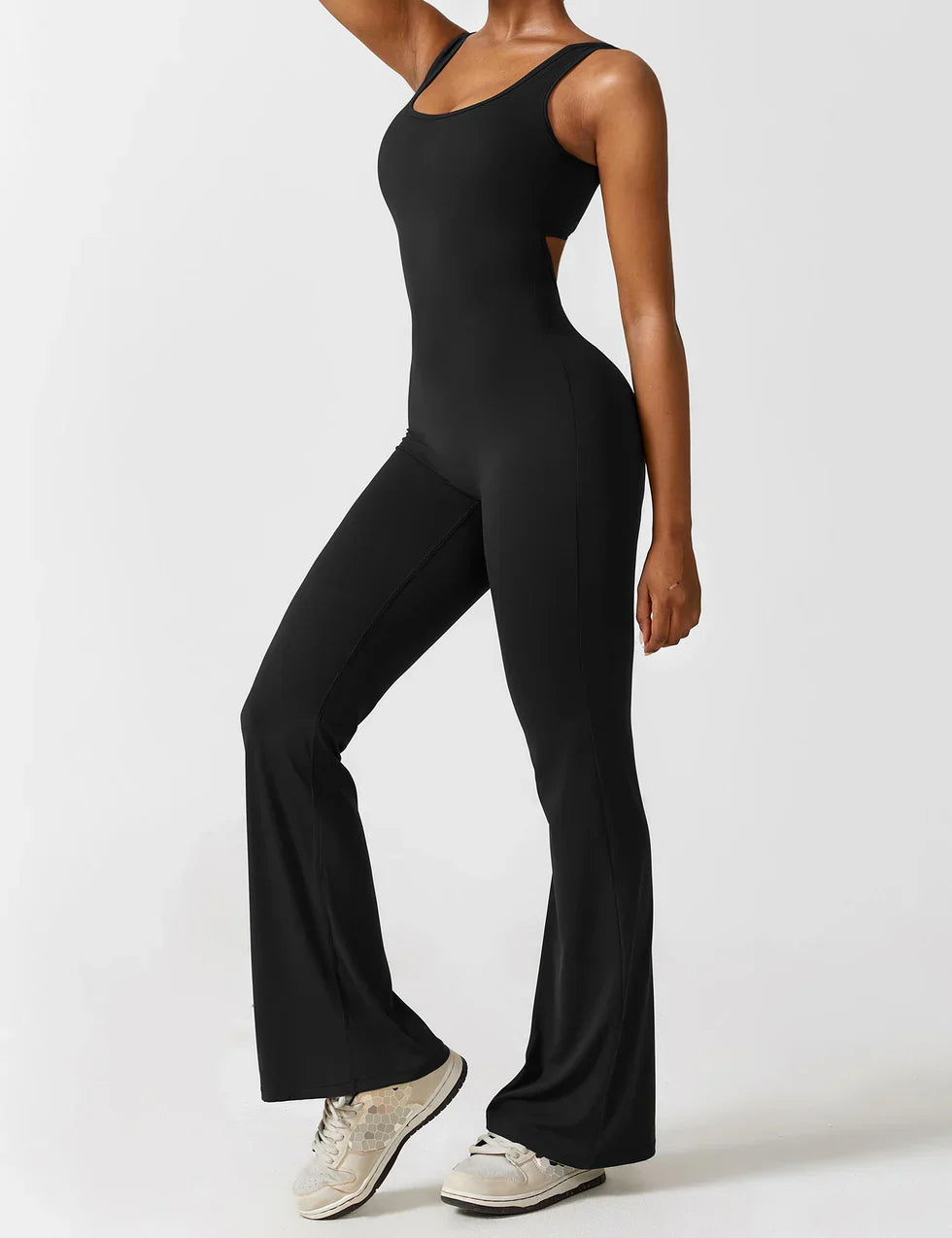 Women's Flared Jumpsuit with V-Back – Shaping &amp; Comfort for Every Day