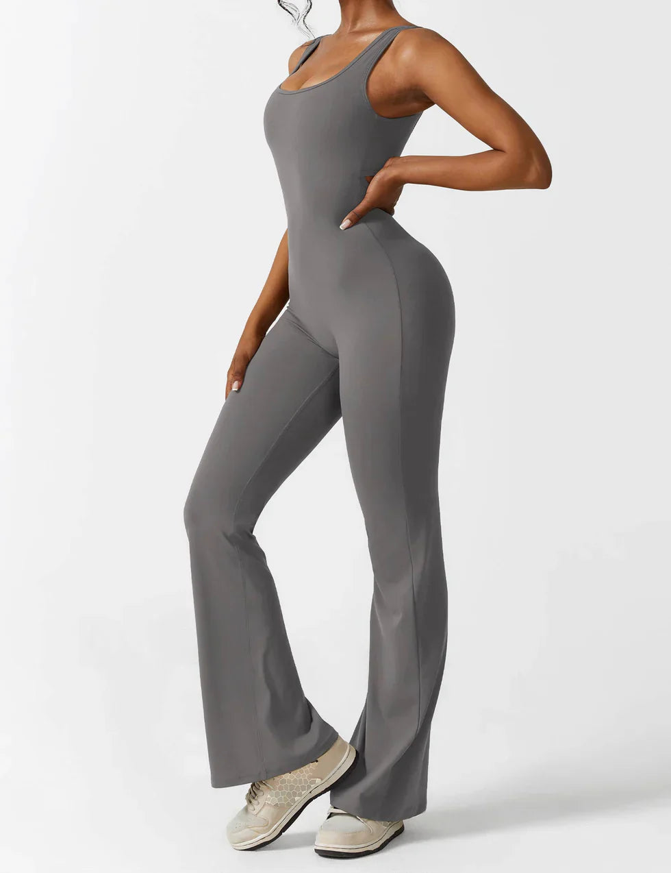Women's Flared Jumpsuit with V-Back – Shaping &amp; Comfort for Every Day
