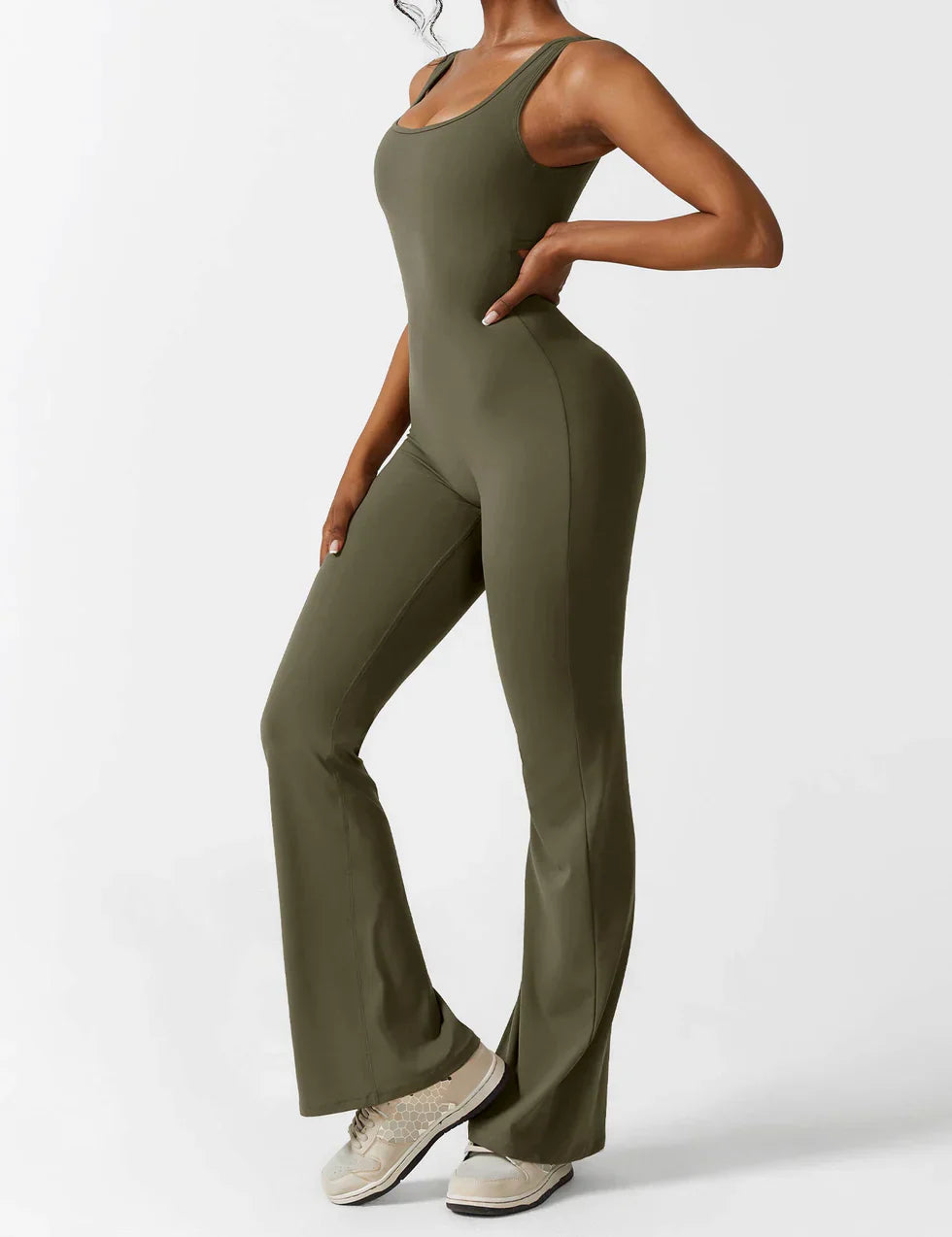 Women's Flared Jumpsuit with V-Back – Shaping &amp; Comfort for Every Day