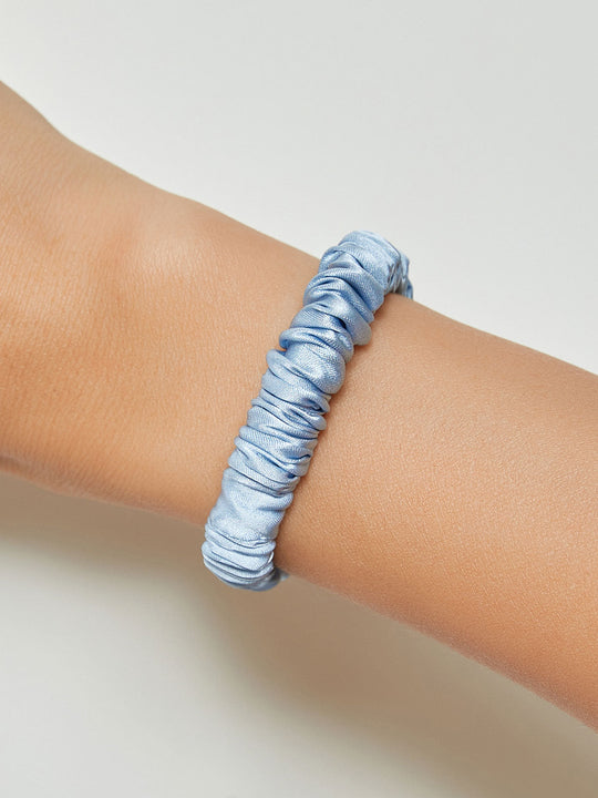 Arabelle - Delicate Stretch Design Women's Scrunchie