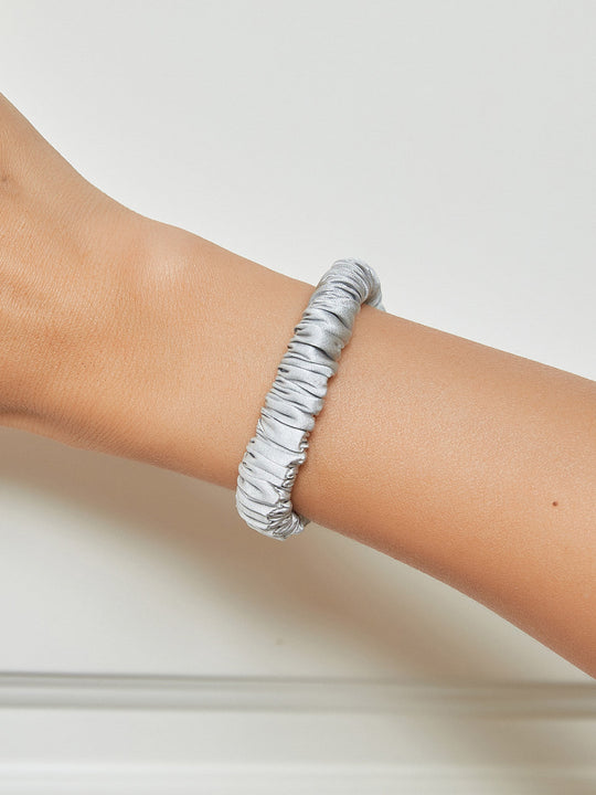 Arabelle - Delicate Stretch Design Women's Scrunchie