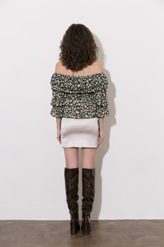 Sophia - Chic and Airy Chiffon Off Shoulder Peplum Top