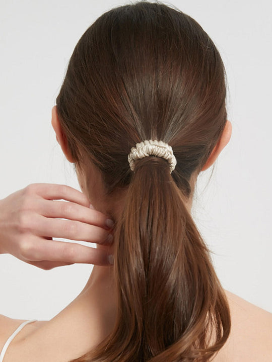 Arabelle - Delicate Stretch Design Women's Scrunchie