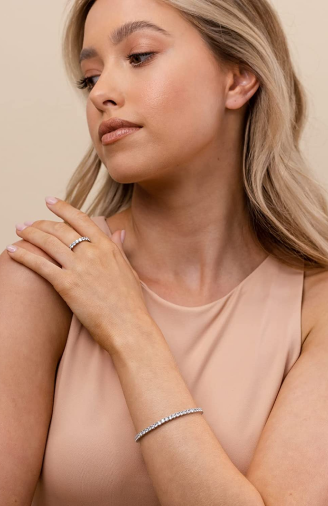 Nienke | Subtle Bracelet with Sparkling Details for Every Day